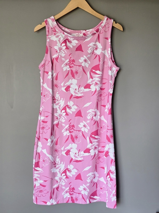 Columbia Sportswear Company Dresses & Skirts - Size Med. Columbia Women's Chill River Printed Dress in Wild Rose Pop Flora